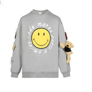 13DE MARZO x Smiley Palda Bear Velcro Patch Sweater in Gray Size Medium